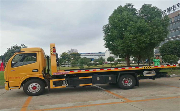 房山定远24小时拖车救援电话号码，定远道路救援公司怎么收费的